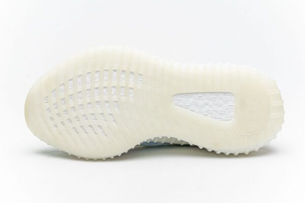 Gradient Geometry x Yeezy Boost 350 V2 - Image 10